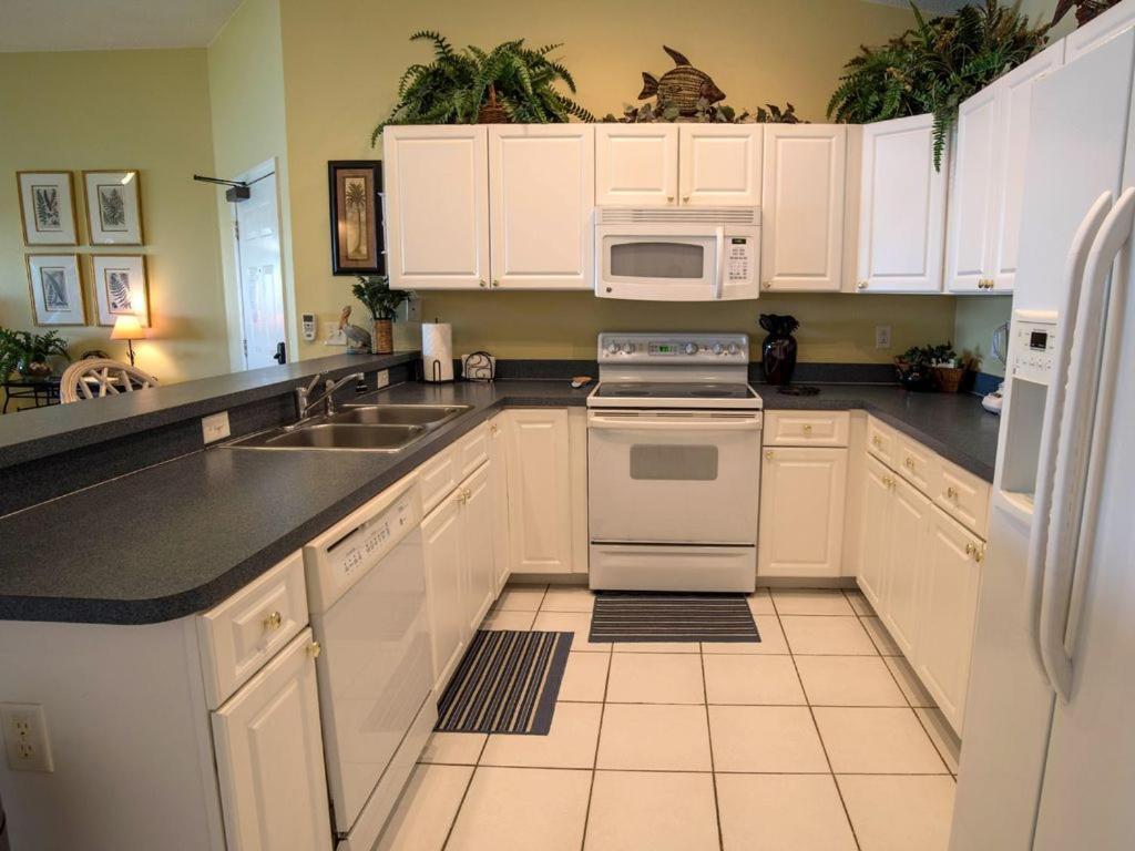 Gulf Retreat 2: Magnificent Water Views, Steps To Beach, None Cleaner, None Nicer! Clearwater Beach Exterior photo