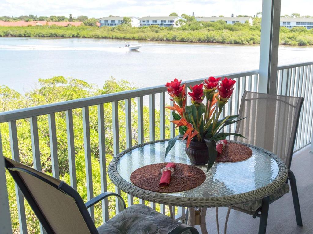 Gulf Retreat 2: Magnificent Water Views, Steps To Beach, None Cleaner, None Nicer! Clearwater Beach Exterior photo