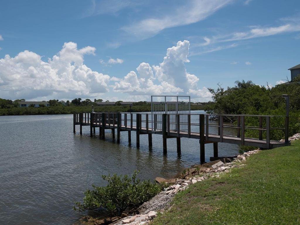 Gulf Retreat 2: Magnificent Water Views, Steps To Beach, None Cleaner, None Nicer! Clearwater Beach Exterior photo
