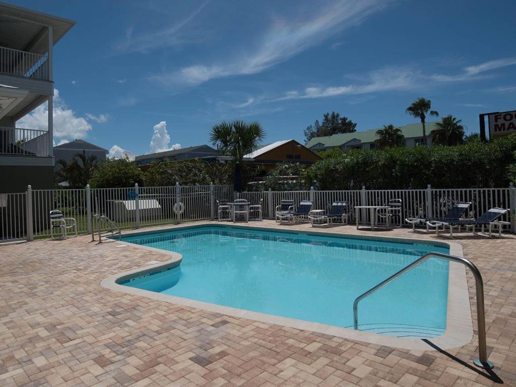 Gulf Retreat 2: Magnificent Water Views, Steps To Beach, None Cleaner, None Nicer! Clearwater Beach Exterior photo
