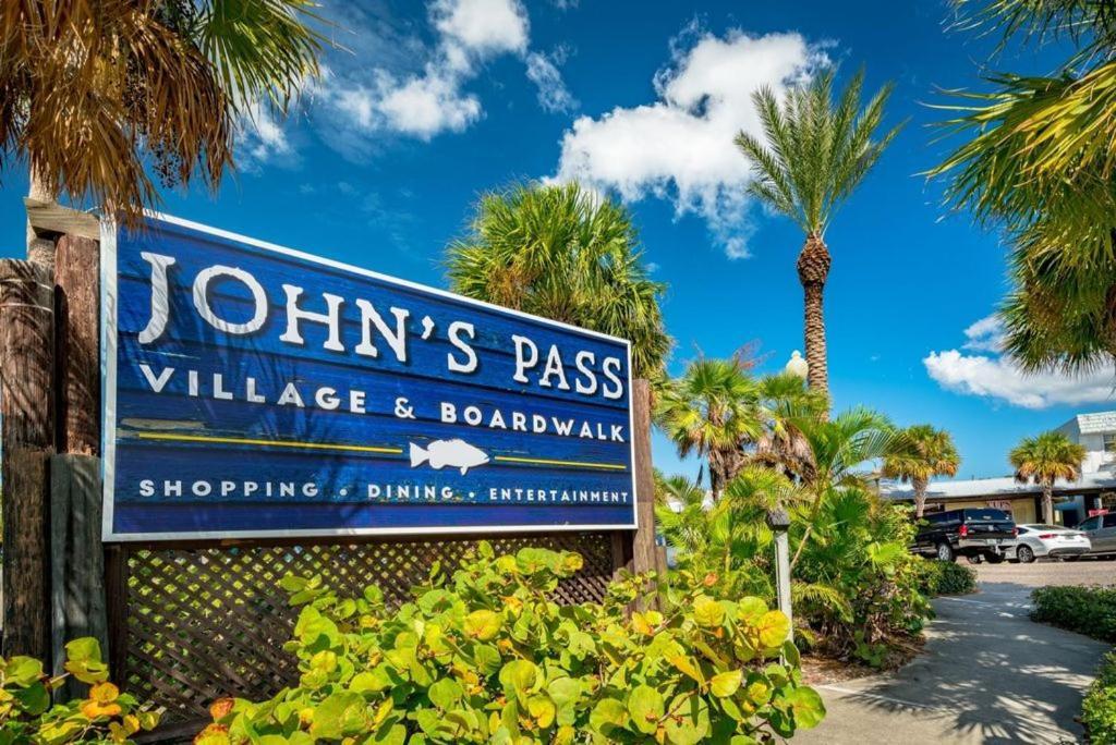 Gulf Retreat 2: Magnificent Water Views, Steps To Beach, None Cleaner, None Nicer! Clearwater Beach Exterior photo